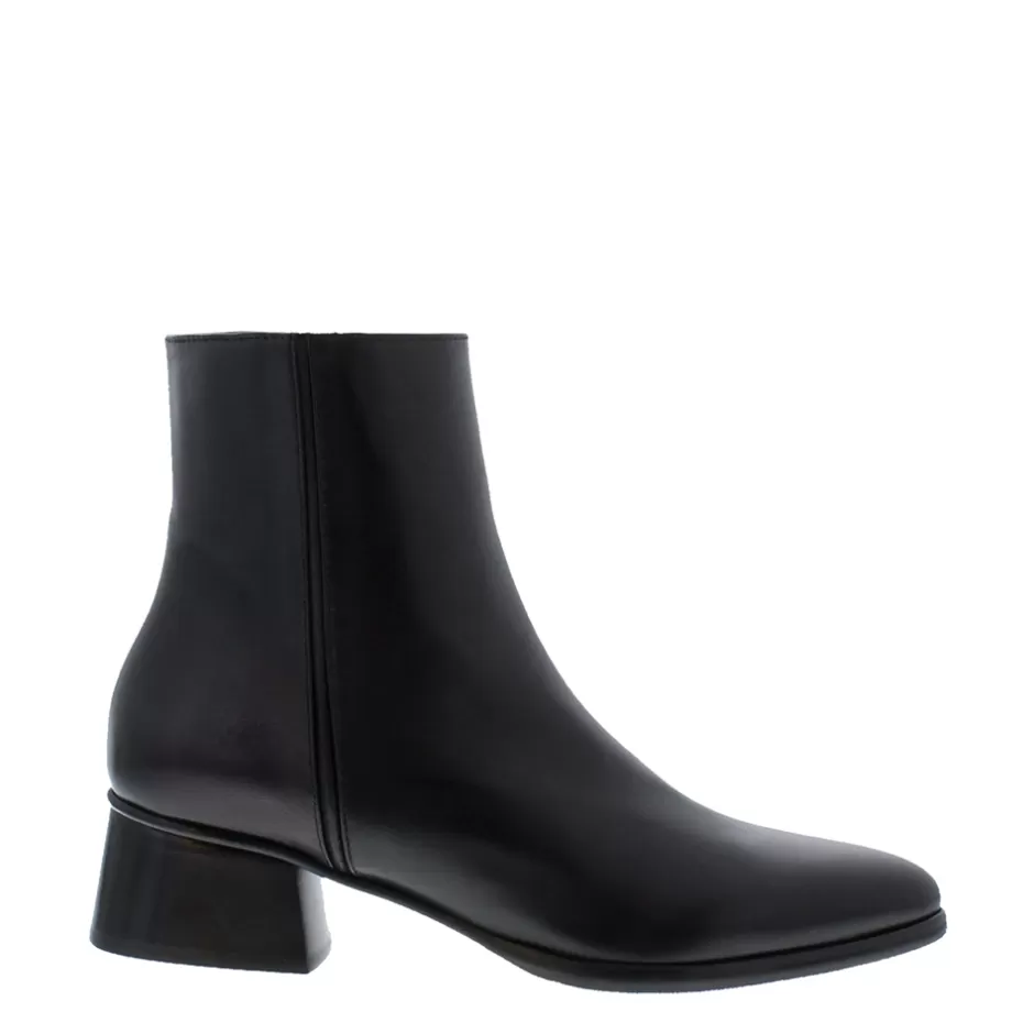 Ankle Boots | Carl Scarpa Megan Black Leather Ankle Boots